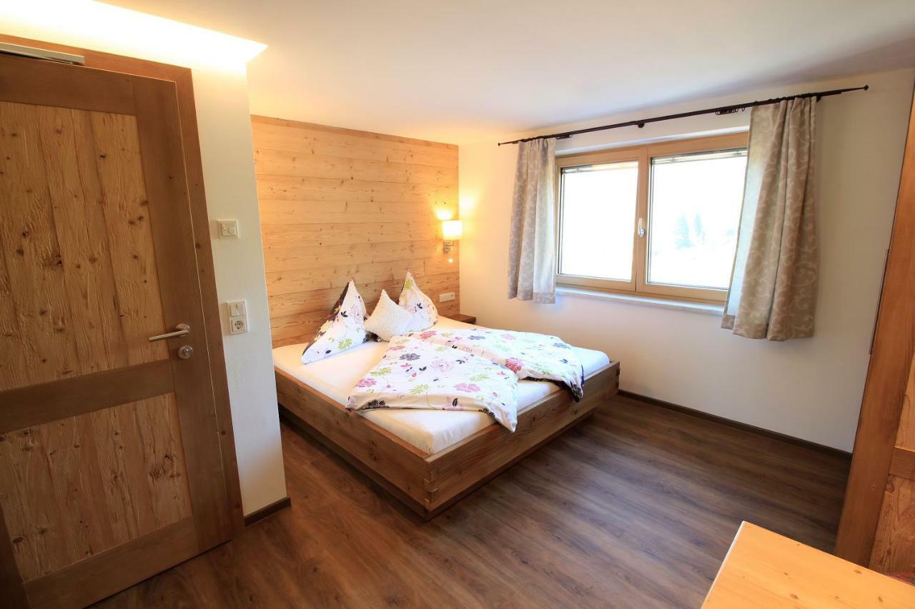 Pension Tannenhof Леоганг Стая снимка
