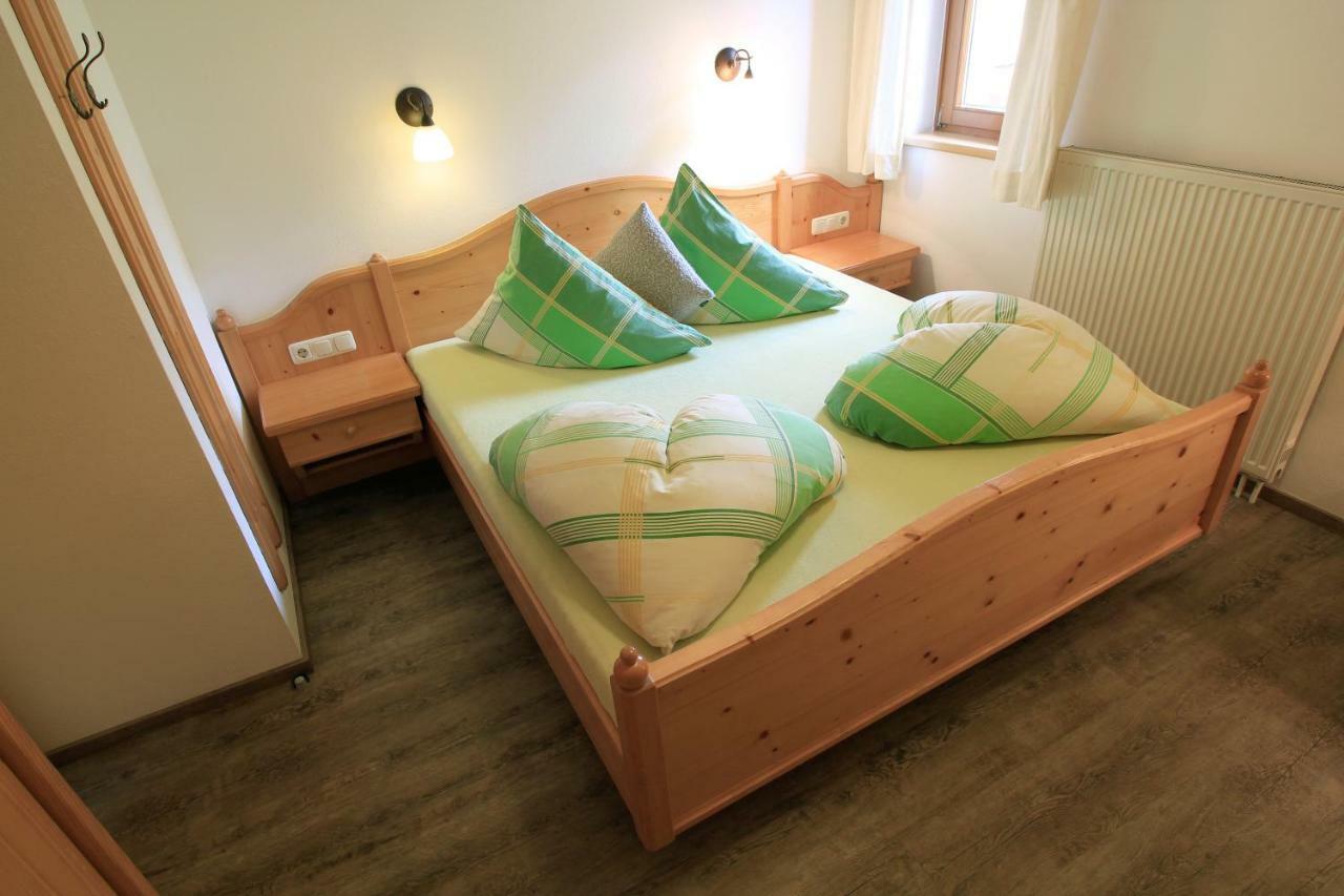 Pension Tannenhof Леоганг Стая снимка